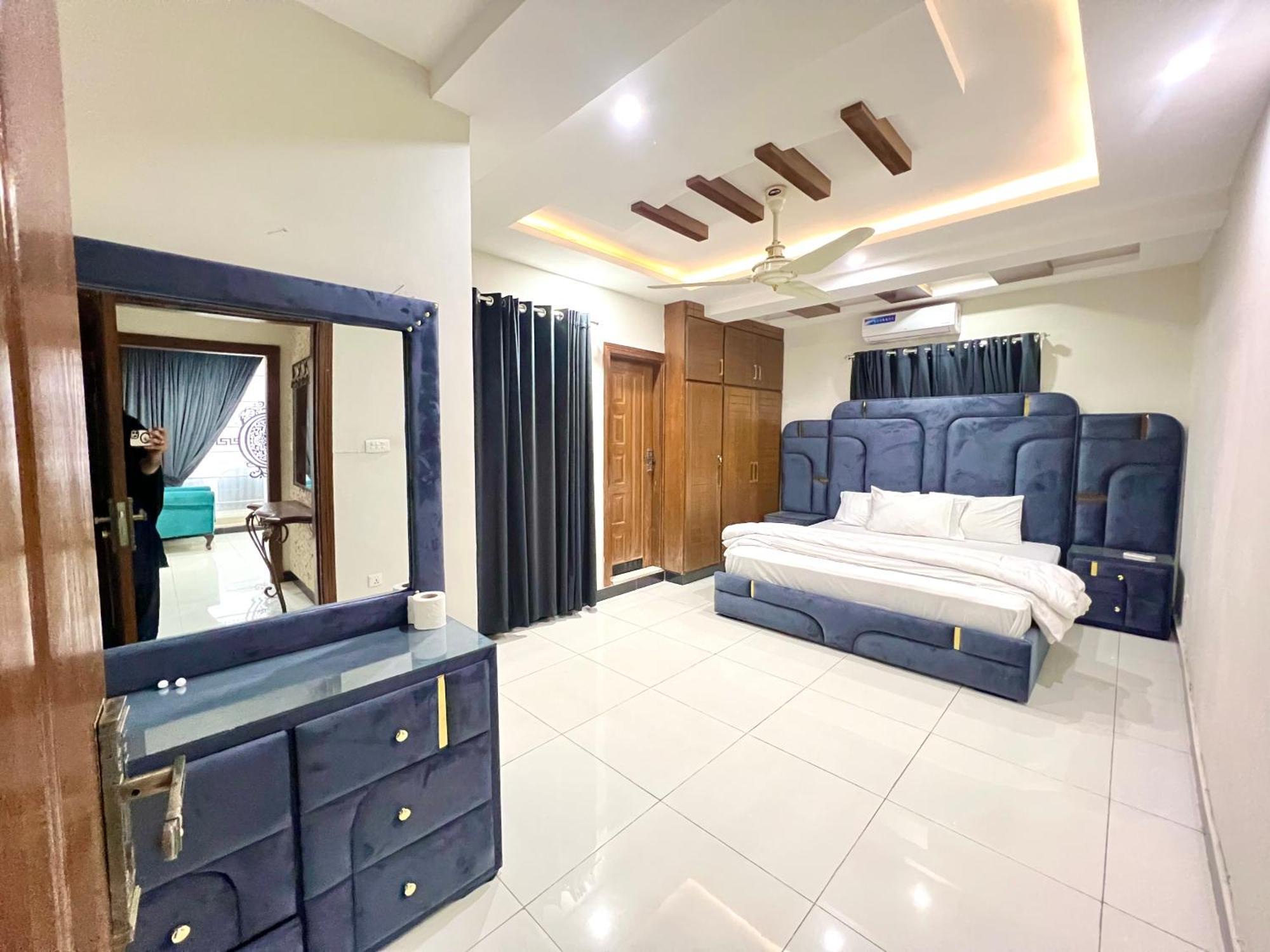 Penthouse 3Bedrooms - Luxury Apartment Hotel اسلام اباد المظهر الخارجي الصورة